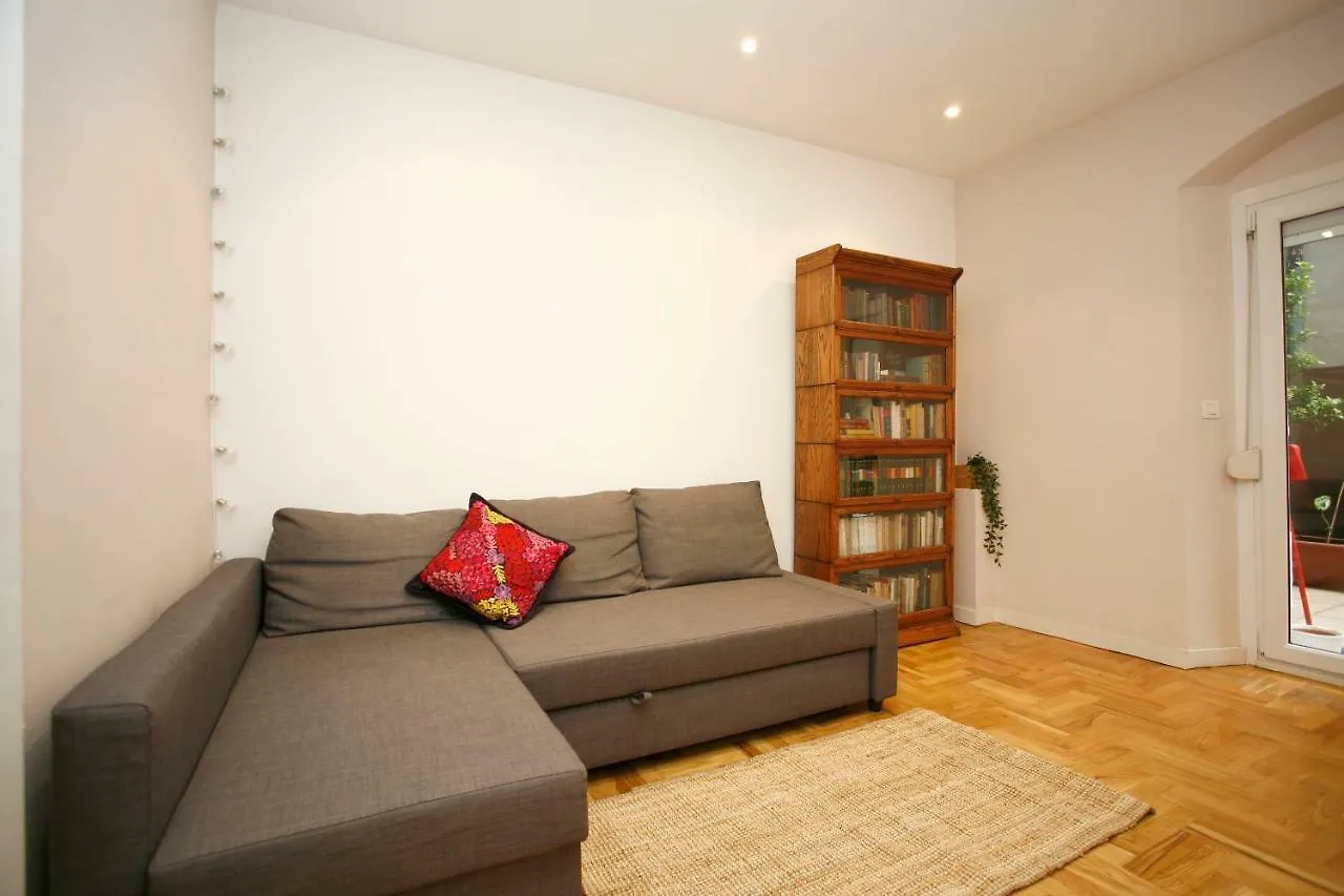 Piso Centrico Con Patio Apartamento Bilbau 0*,  Espanha